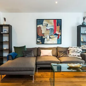 https://apartment-for-4-in-the-heart-of-shoreditch.cambridgehotelsuk.com